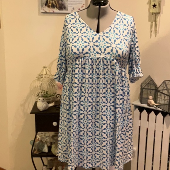 Lot of Three Pink Daisy Floral Knit Dresses - Picture 2 of 7